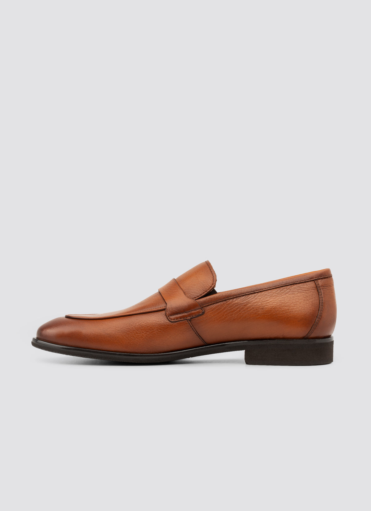 Isac Loafer