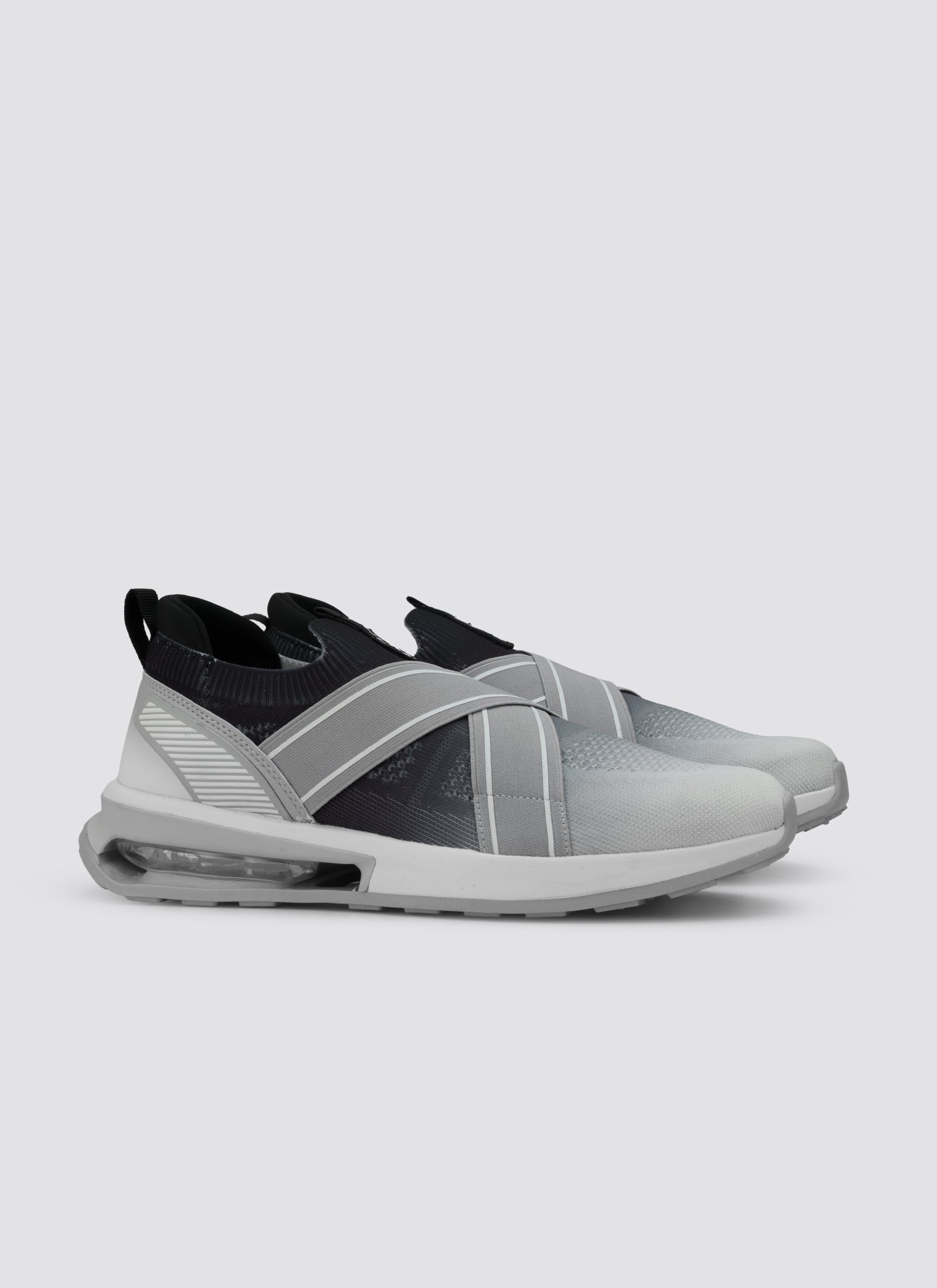 Aeris Sneaker