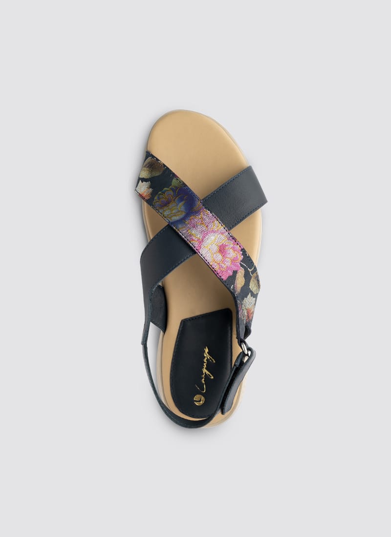 Isa Sandal
