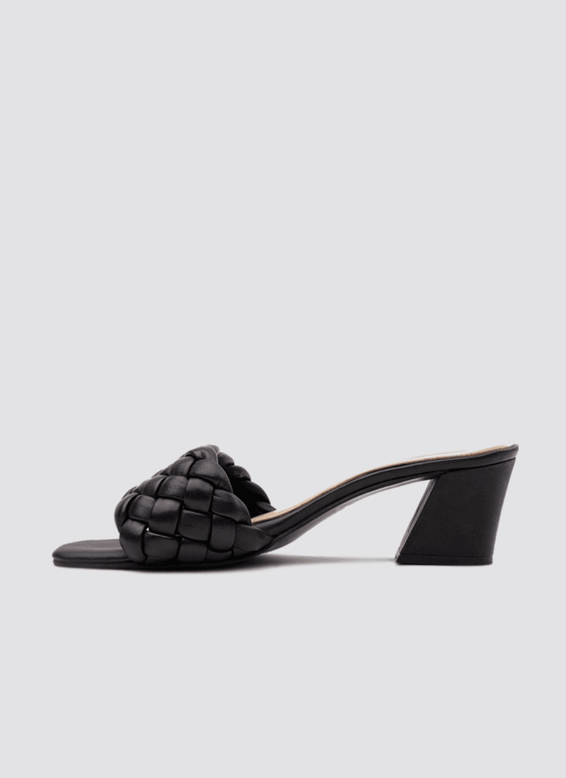 Carmin Sandal
