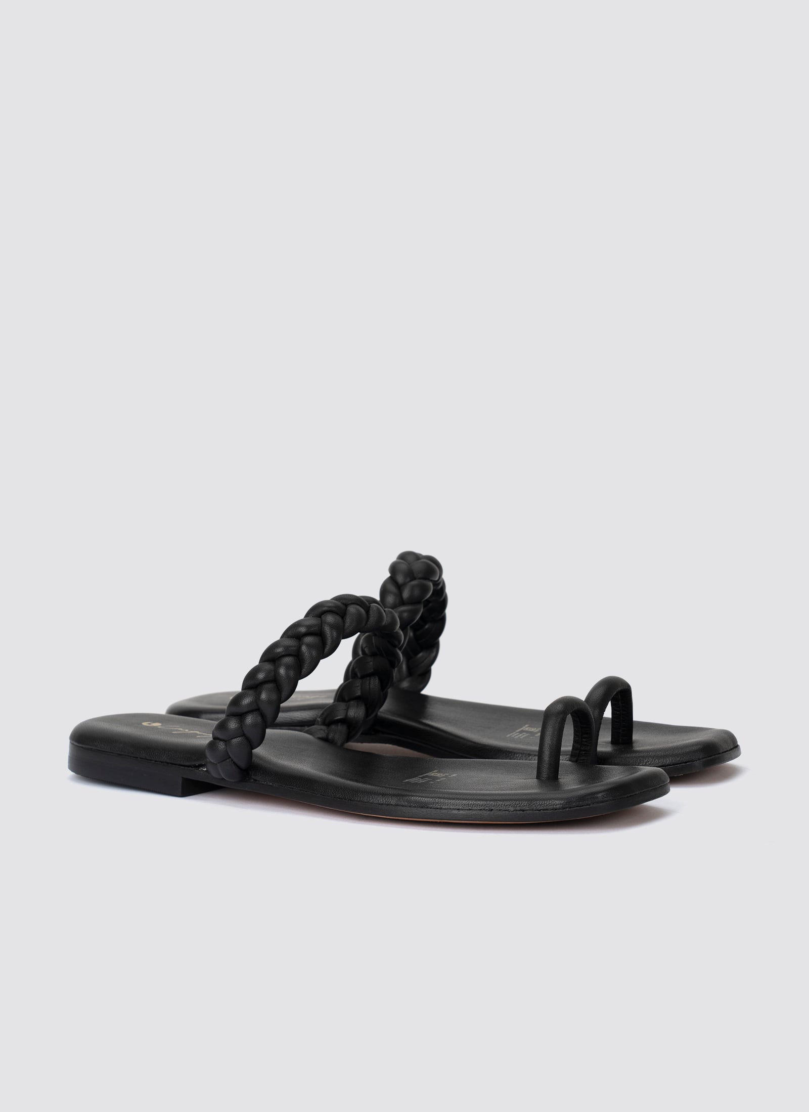 Freya Sandal
