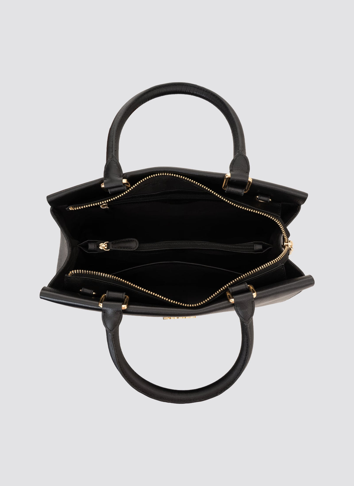 Larissa Satchel