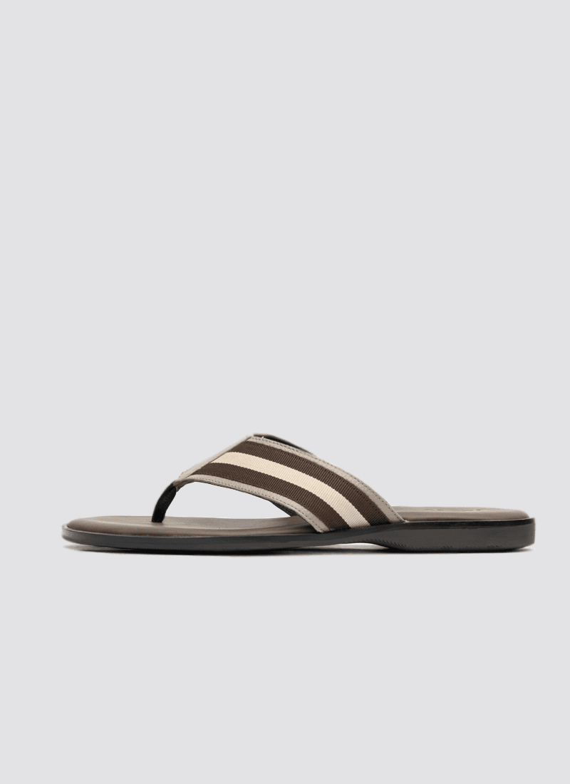 Russell Sandal
