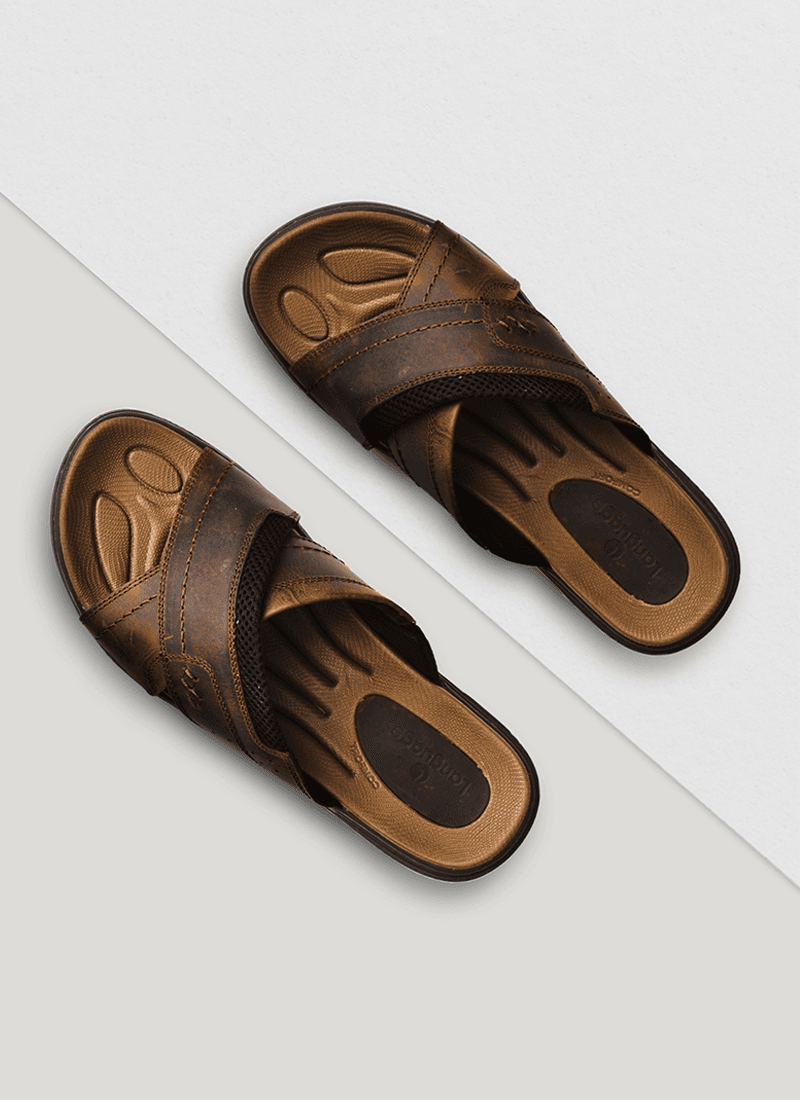 Aron Sandal