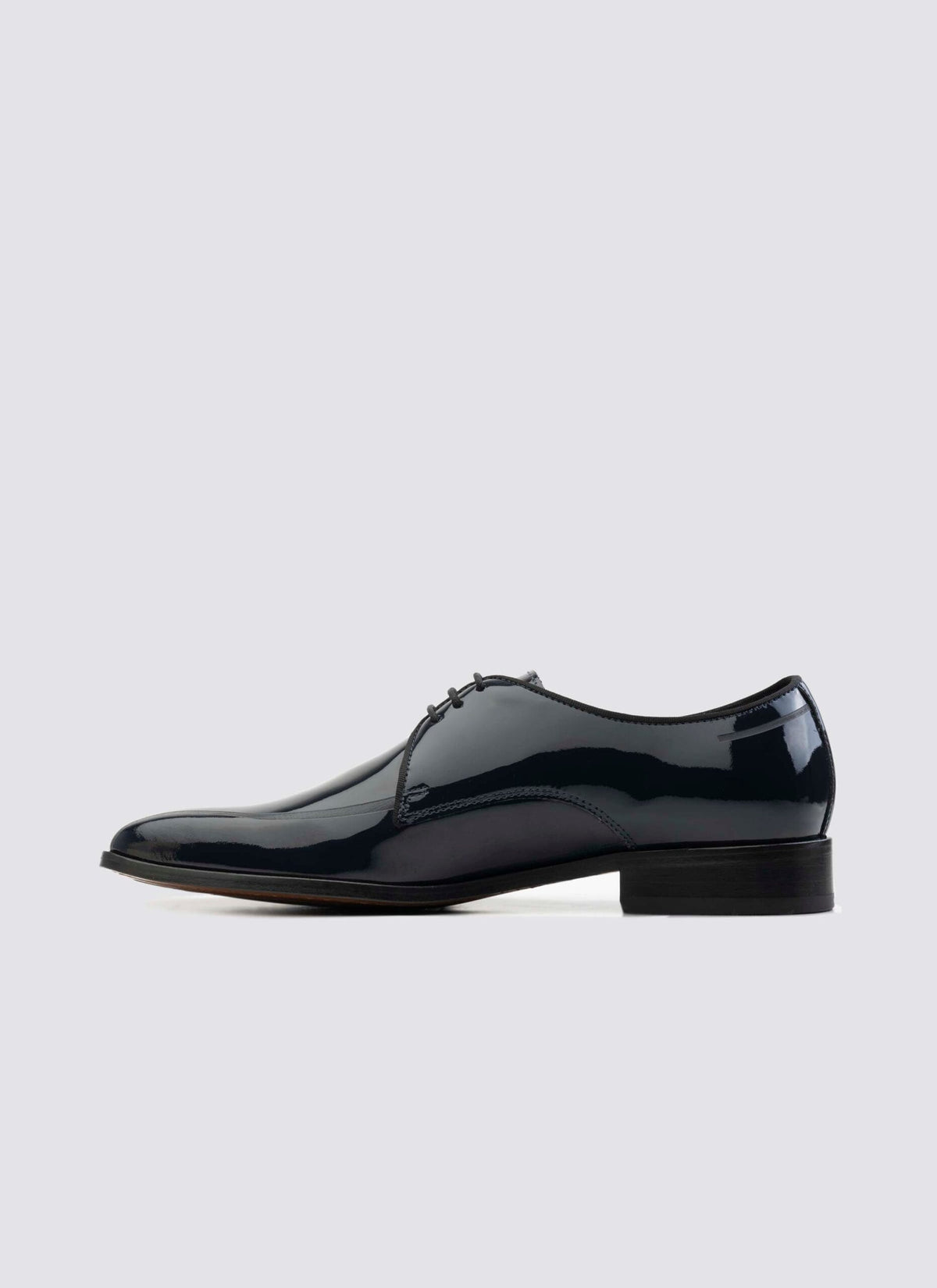Wayne Lace-ups