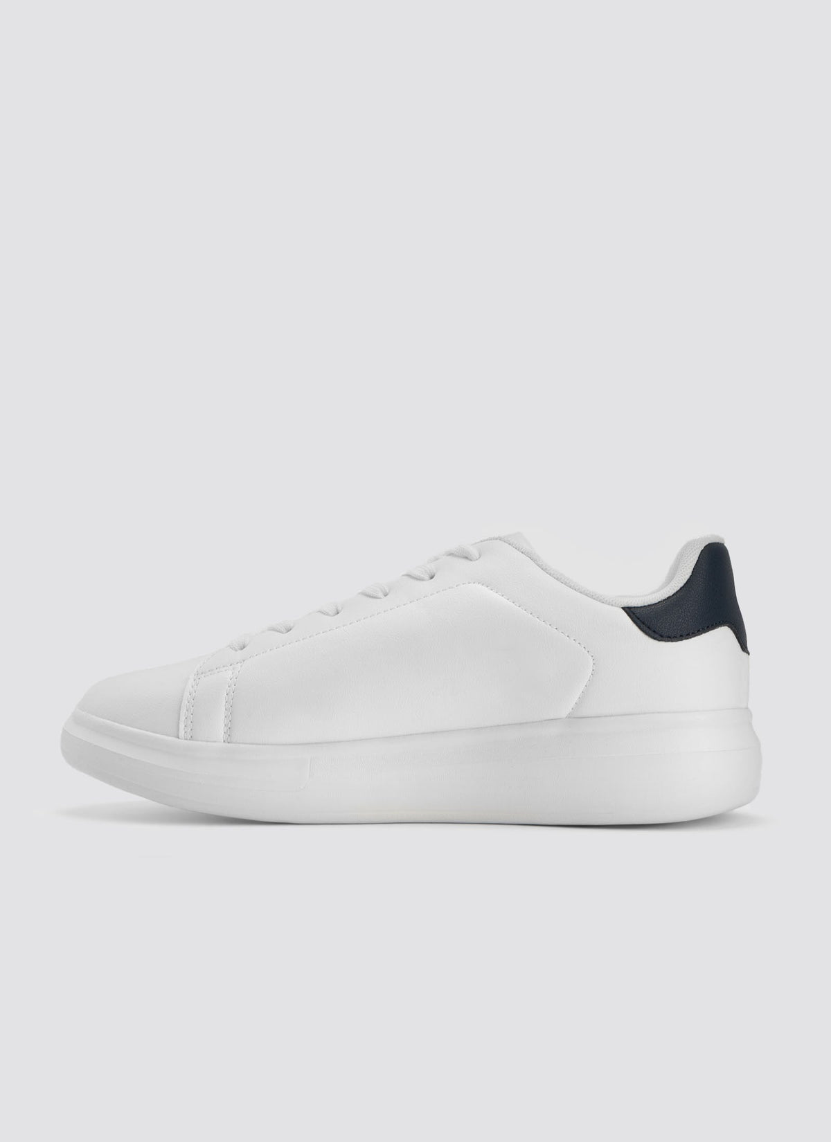 Cruze Sneaker