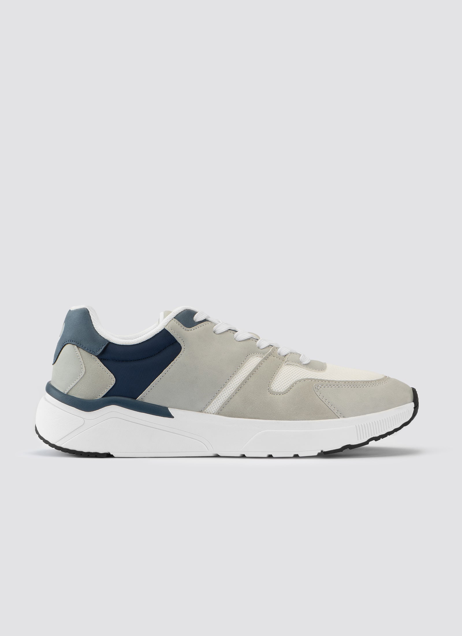 Astro Sneaker