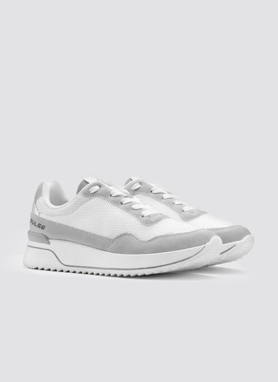 Stride Sneaker