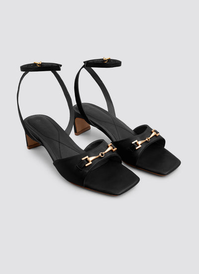 Zaha Heel