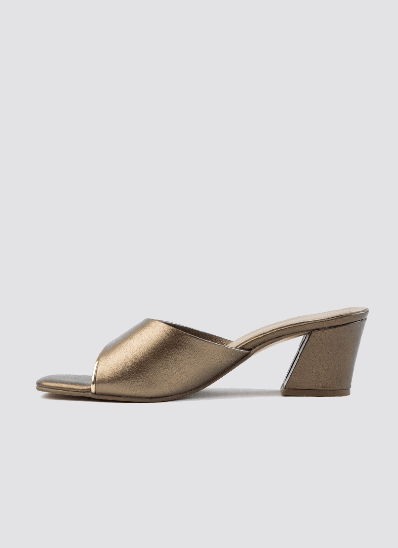 #color_antique-bronze