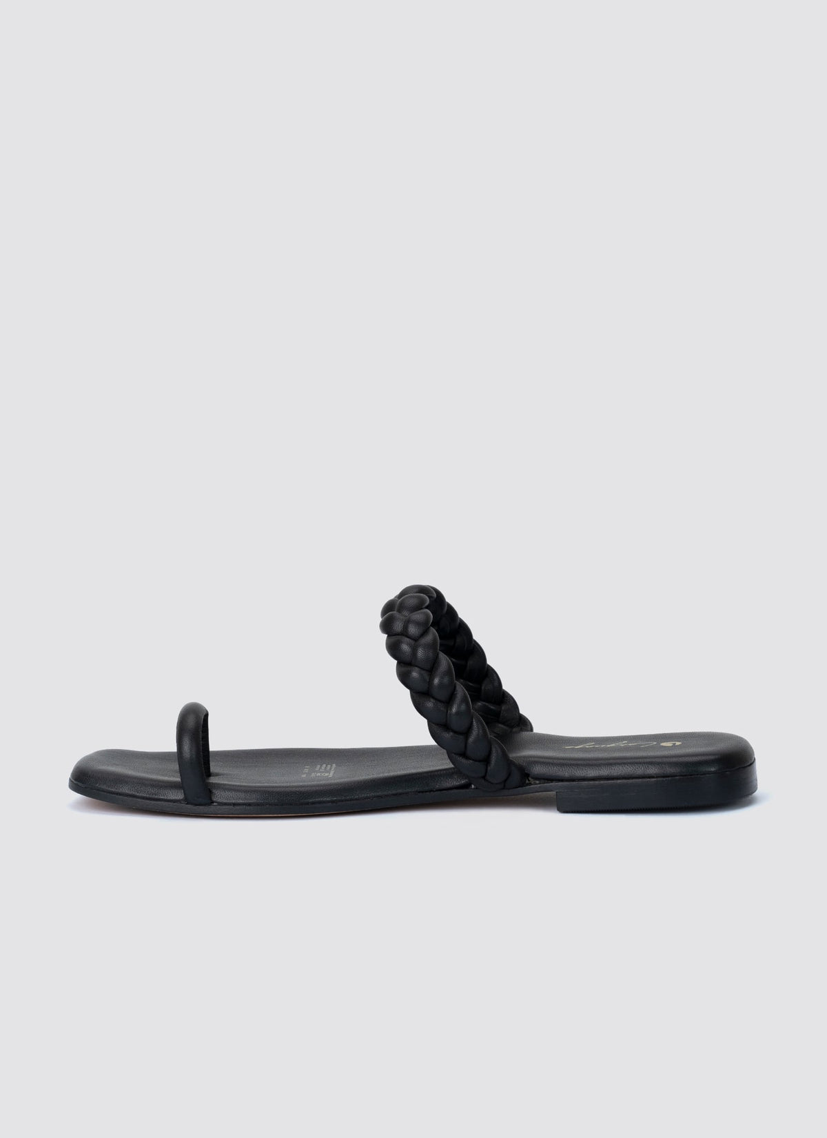 Freya Sandal