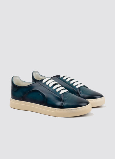 Kiana Sneaker