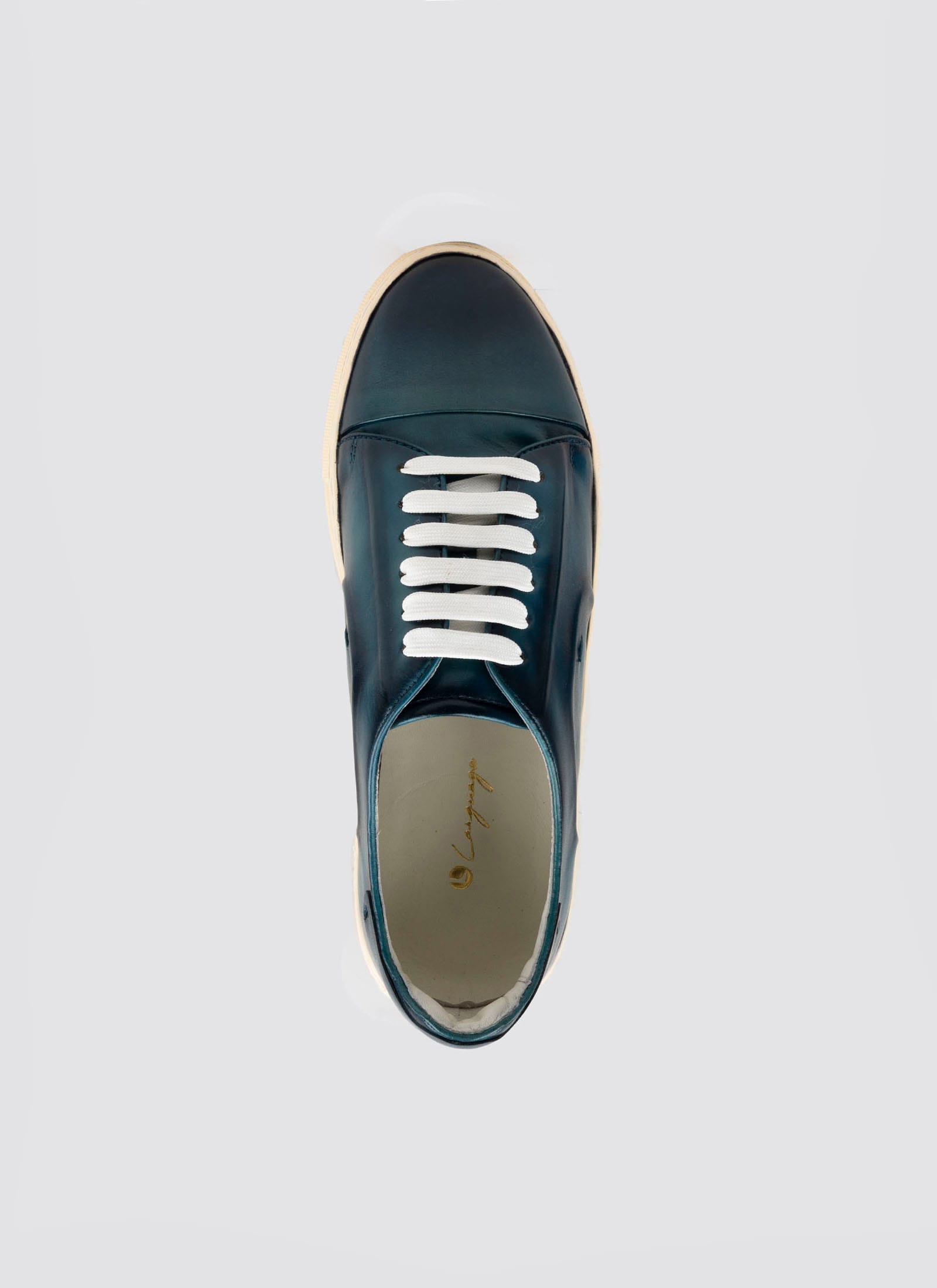 Kiana Sneaker
