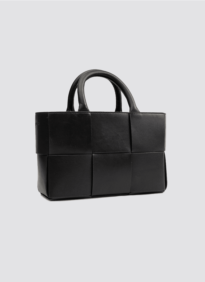 Aryana Tote