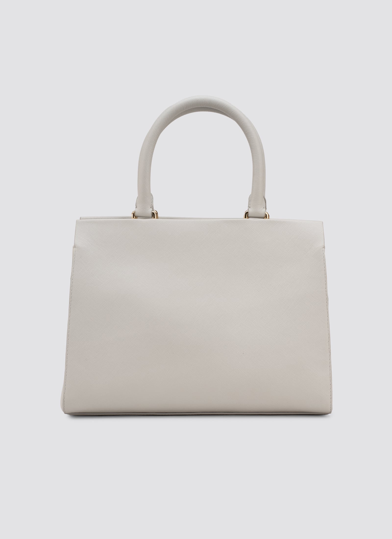 Larissa Satchel